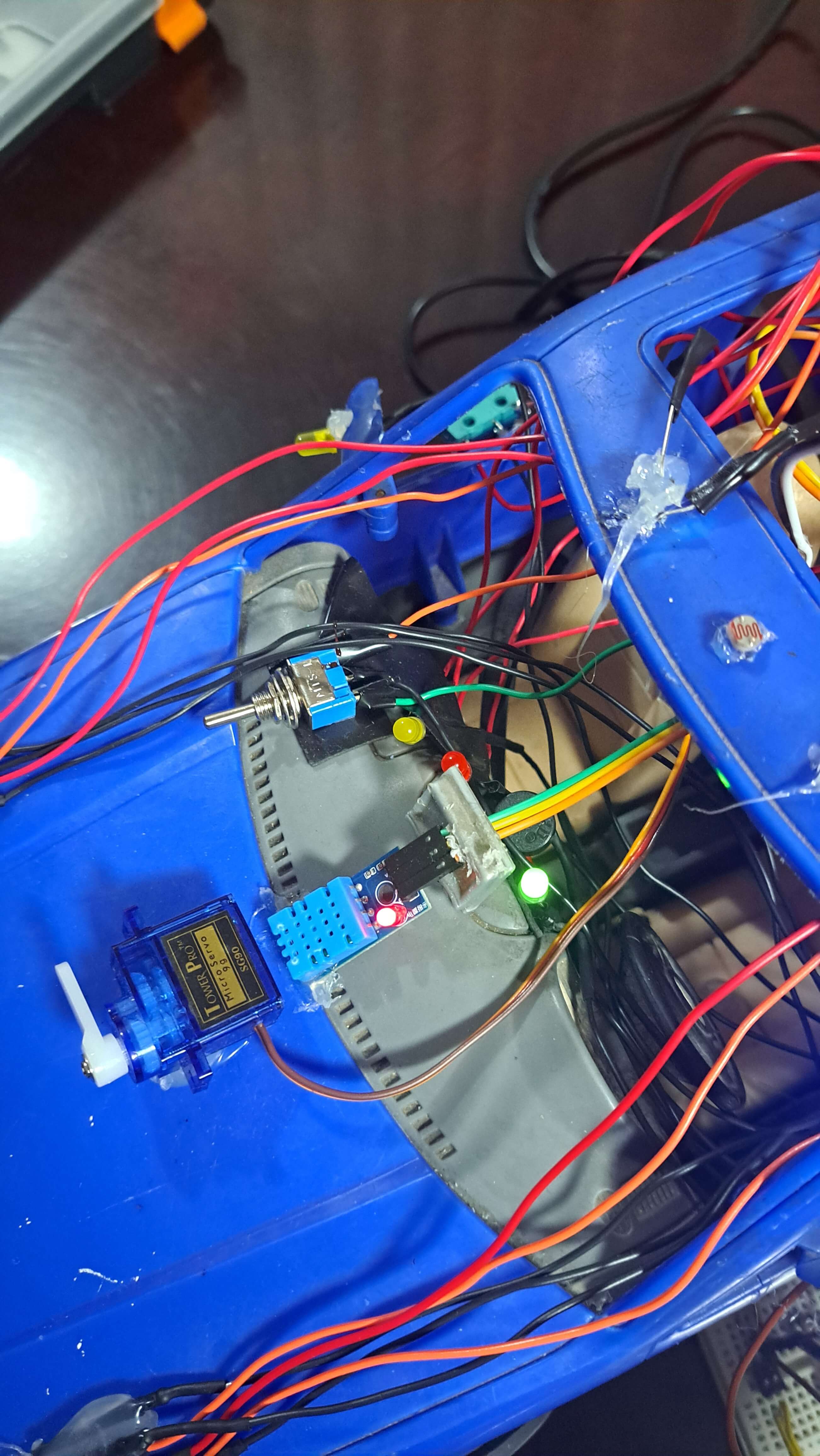 Sistema de simulación de un automóvil basado en FPGA 5